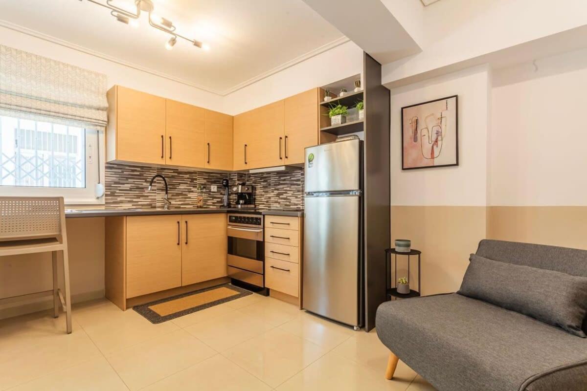 Kalamata Lime Studio - Cozy Gem With Private Parking Екстер'єр фото