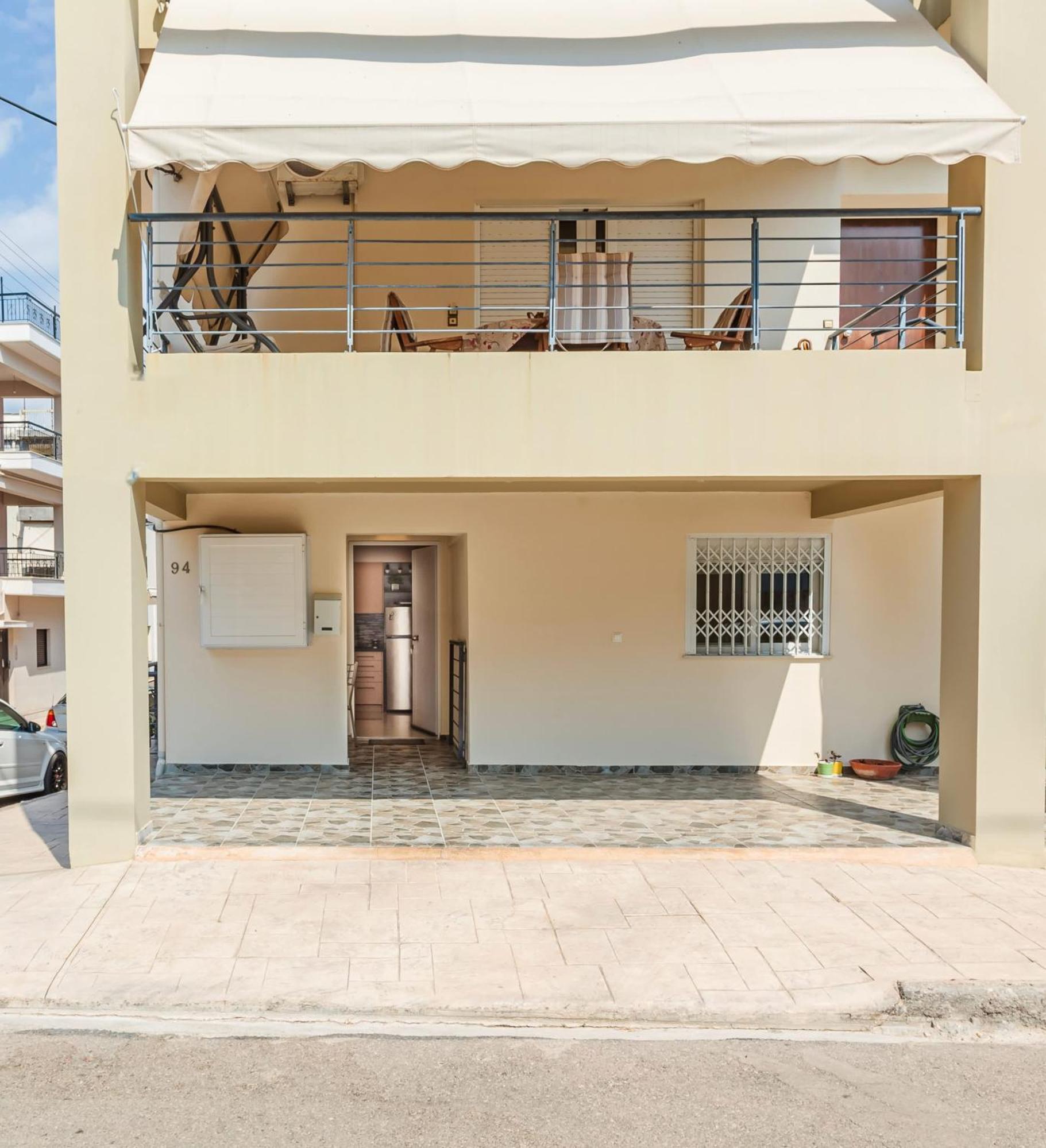 Kalamata Lime Studio - Cozy Gem With Private Parking Екстер'єр фото